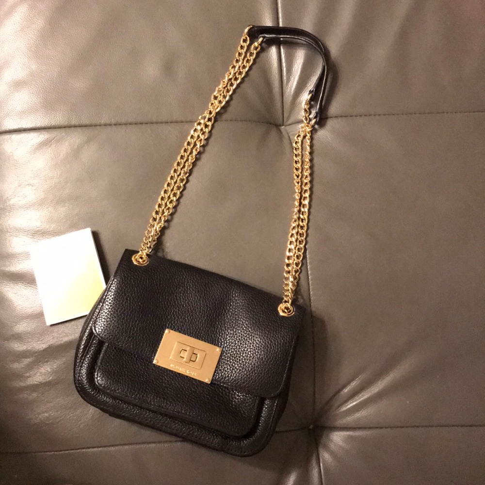 Small Michael Kors shoulder/crossbody bag